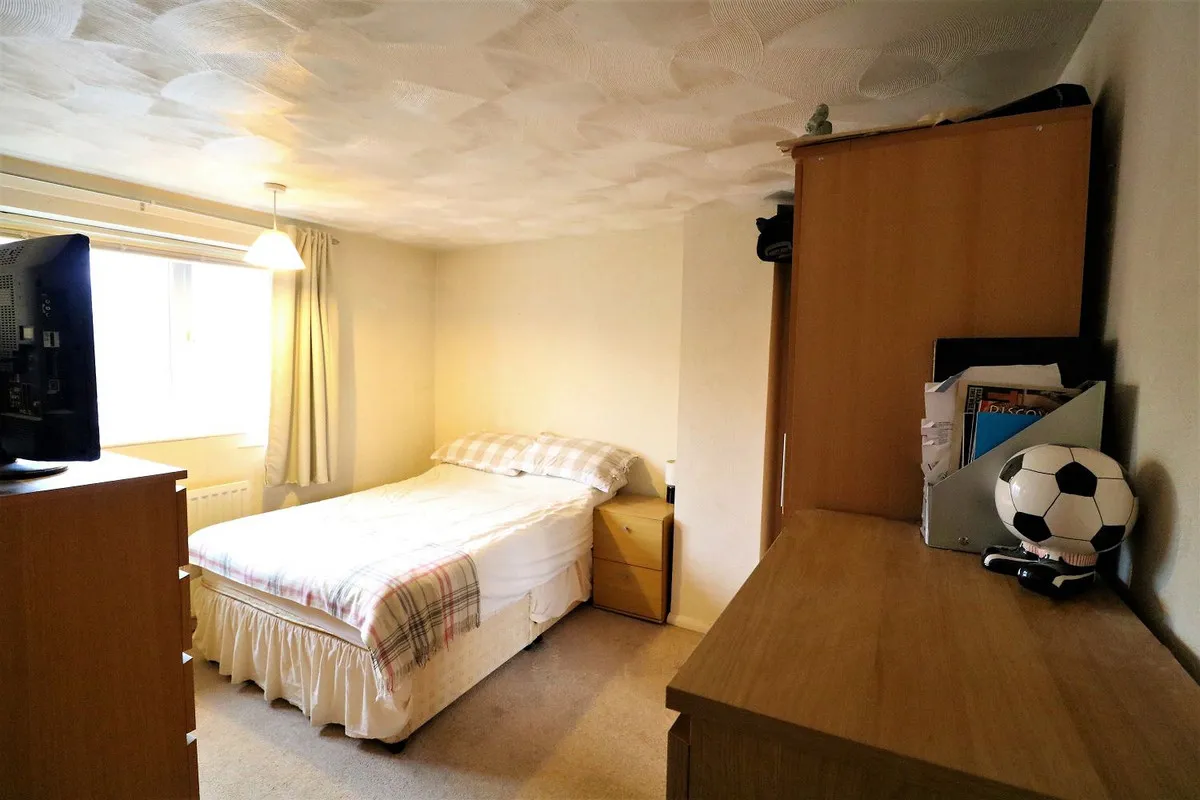 First Avenue, Telford, photo 5