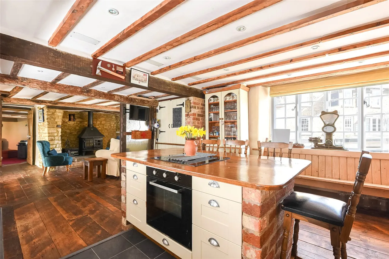 High Street, Harrold, MK43, photo 7