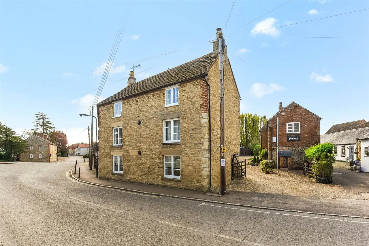 High Street, Harrold, MK43, photo 28