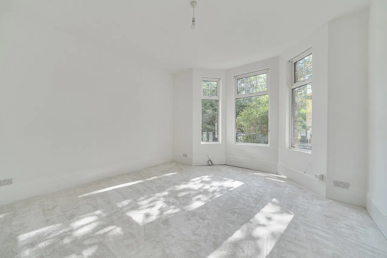 Lawrie Park Road, London, SE26, photo 2
