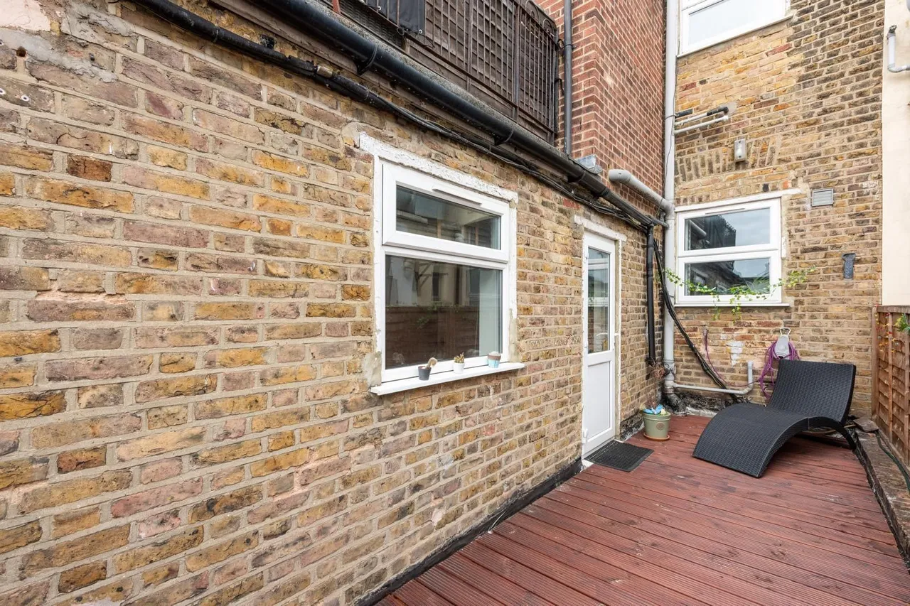 Flat 1, 85 Turnpike Lane, London, photo 7