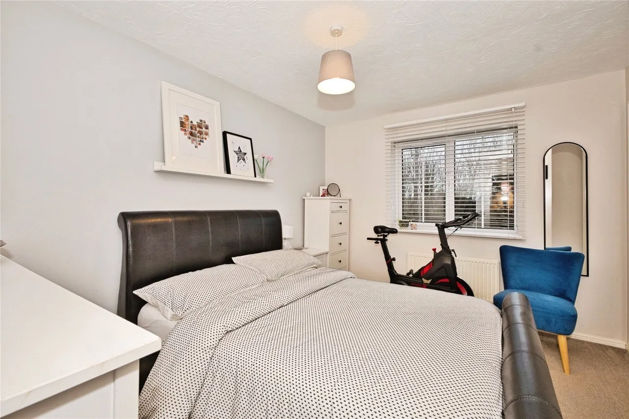 Glastonbury Court, Yeovil, BA21, photo 12