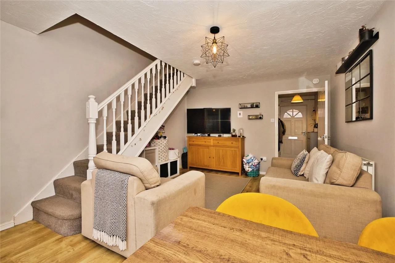 Glastonbury Court, Yeovil, BA21, photo 10