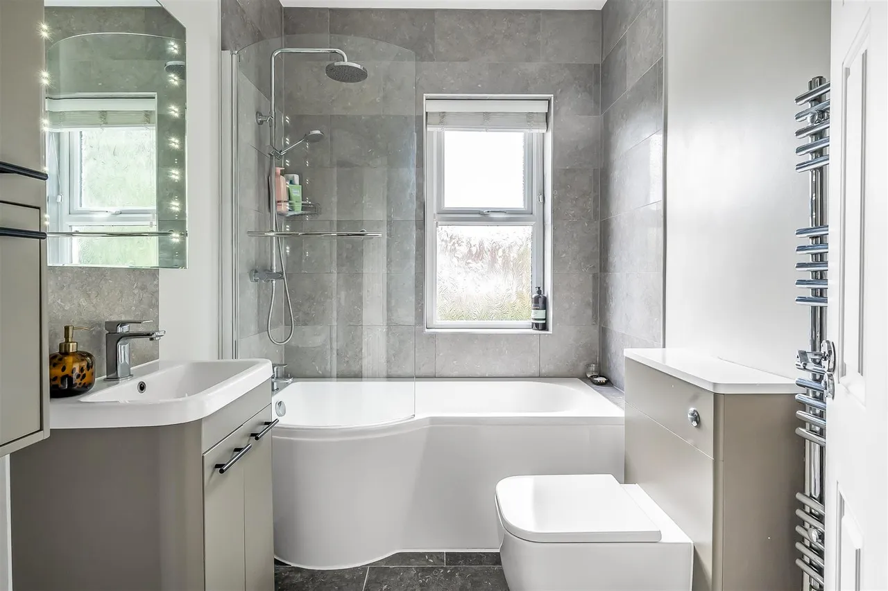 Barnett Wood Lane, Ashtead, KT21, photo 11