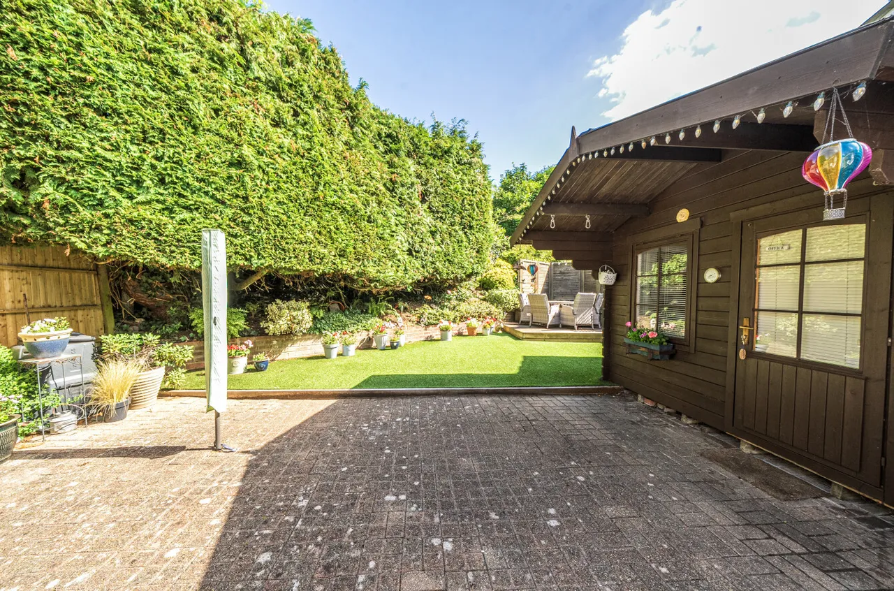 Crest Close, Portchester, PO16, photo 10