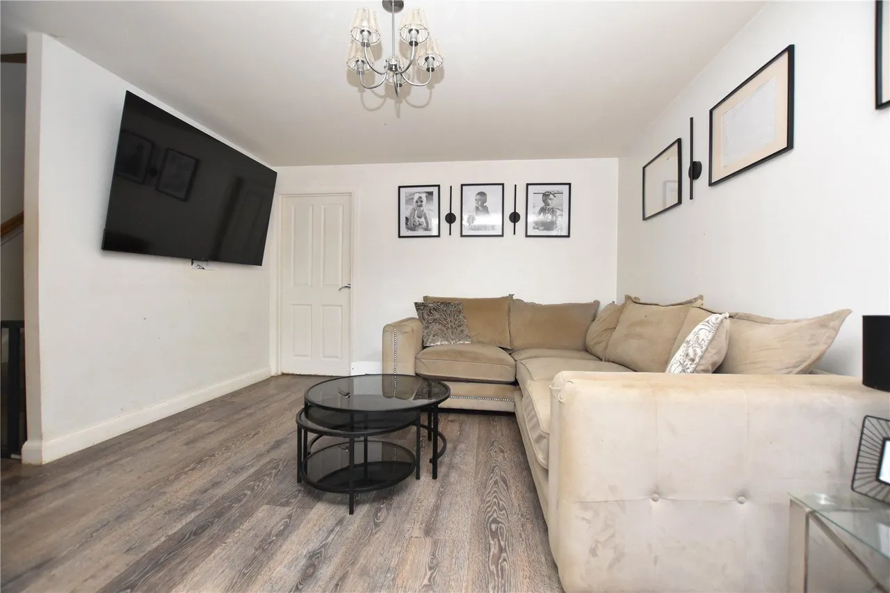 St. Michaels Drive, East Ardsley, WF3, photo 11