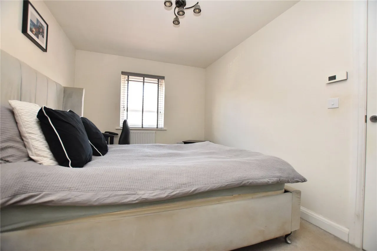 St. Michaels Drive, East Ardsley, WF3, photo 14