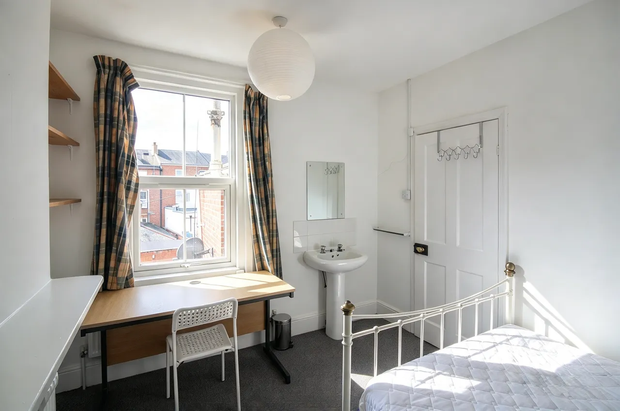 Edgerton Park Road, photo 10