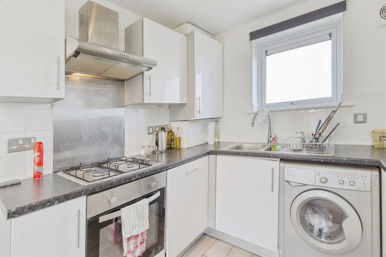 Sandhills Avenue, Hamilton, Leicester, photo 8