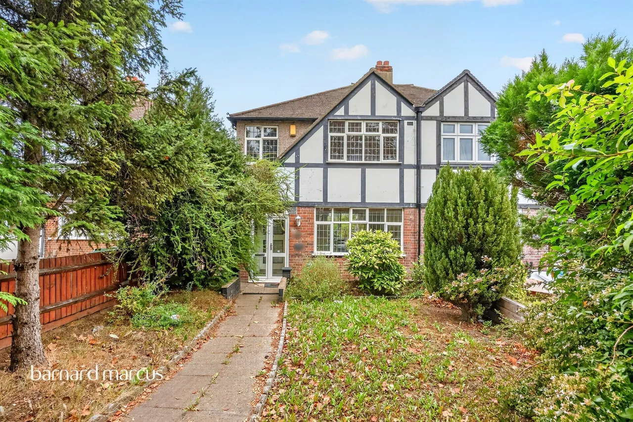 3 bed house for sale — Croydon Road, Beddington, Croydon