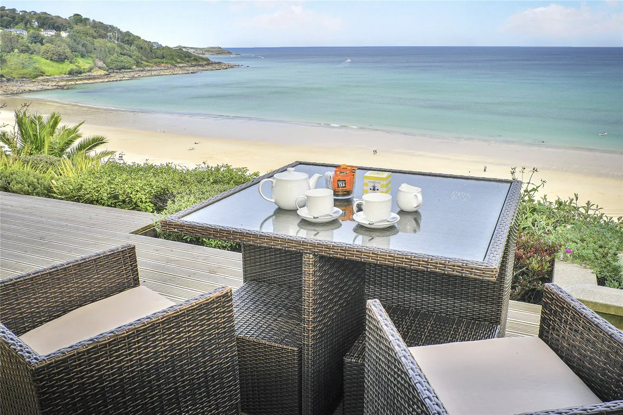 Carbis Beach Apartments, Carbis Bay, TR26, photo 3