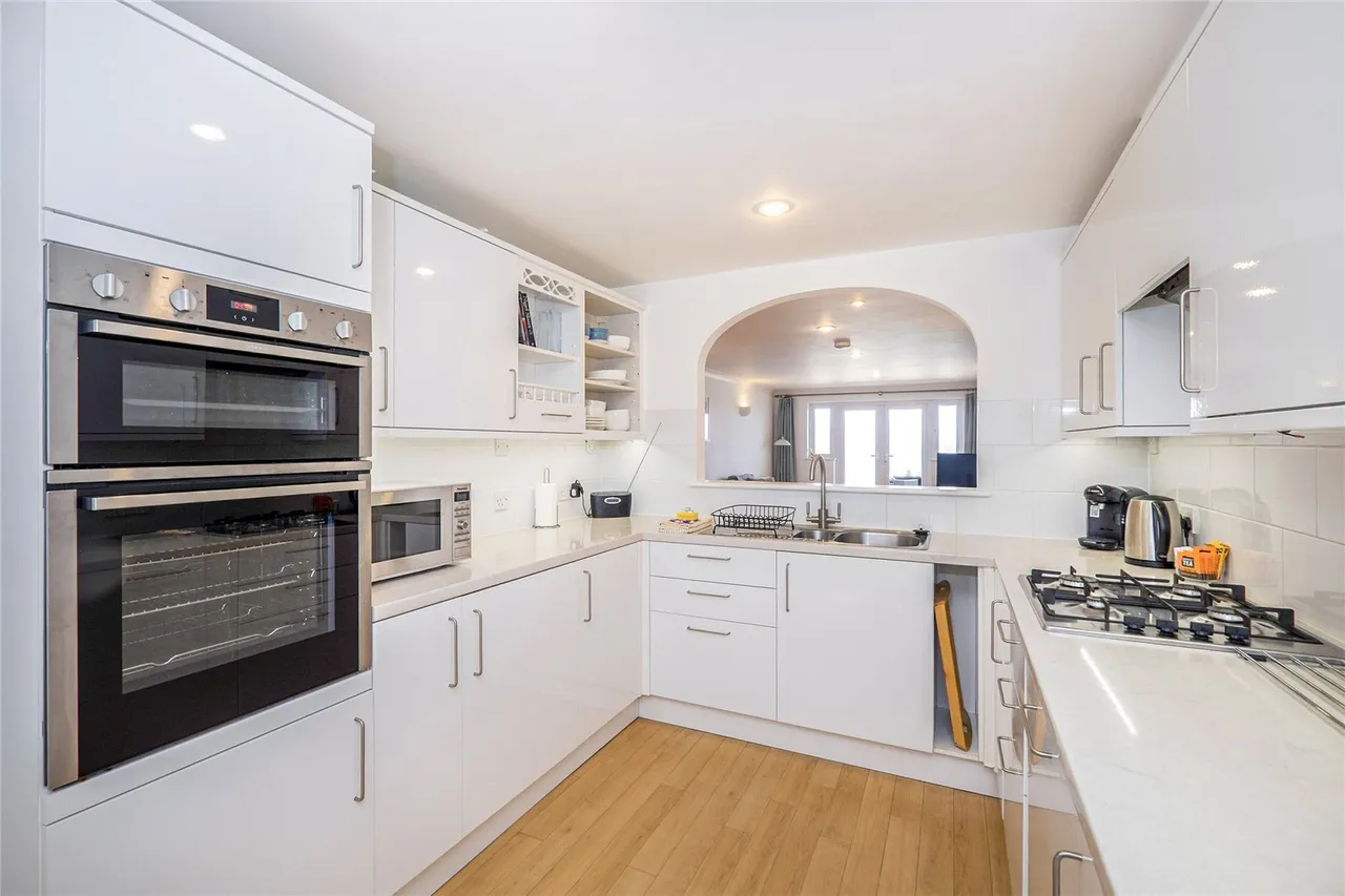 Carbis Beach Apartments, Carbis Bay, TR26, photo 11