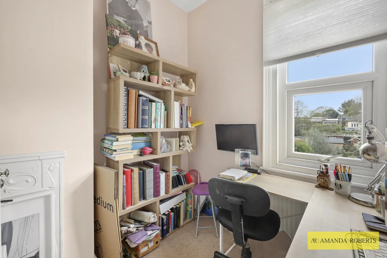 Mornington Road, London, photo 14