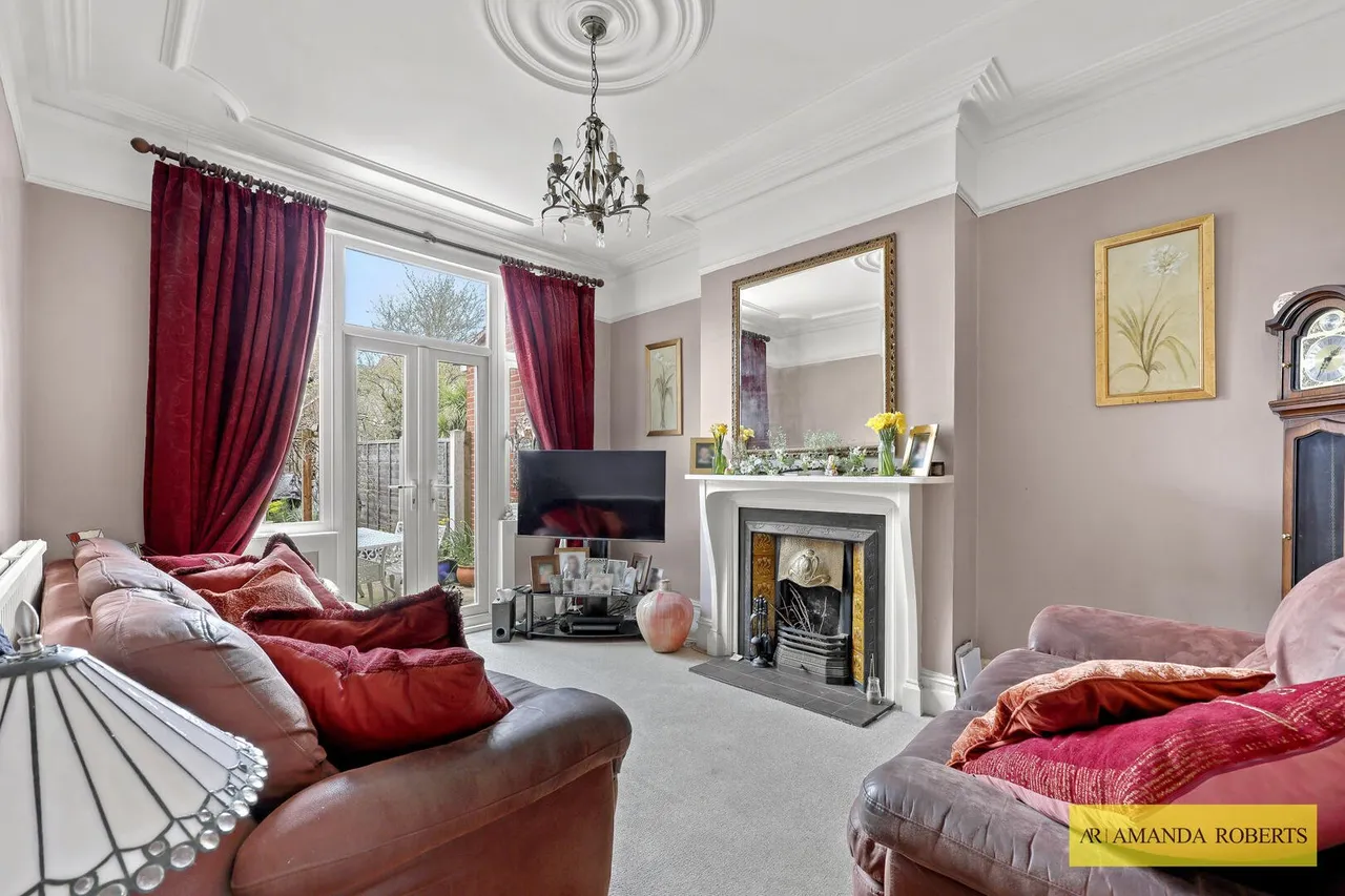 Mornington Road, London, photo 12