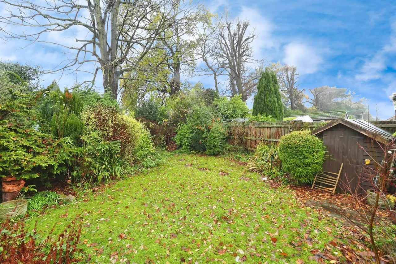 Whaddon Drive, Loughborough, photo 4