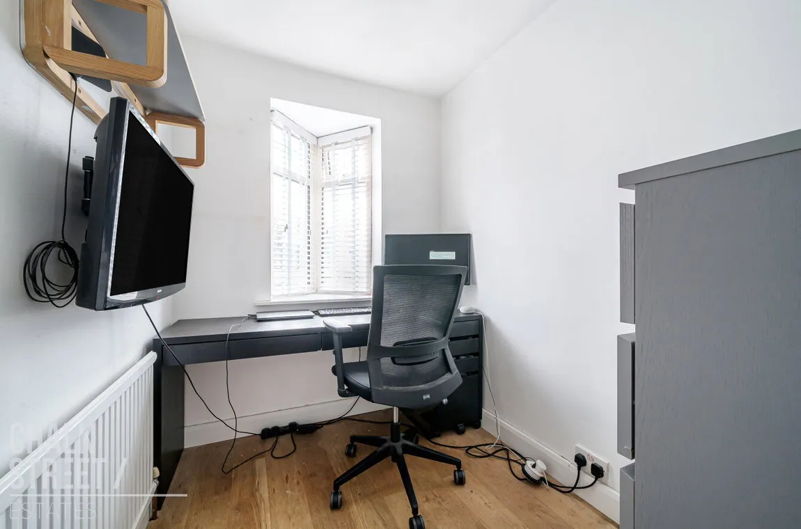 Cedar Road, Hornchurch, RM12 4YL, photo 12