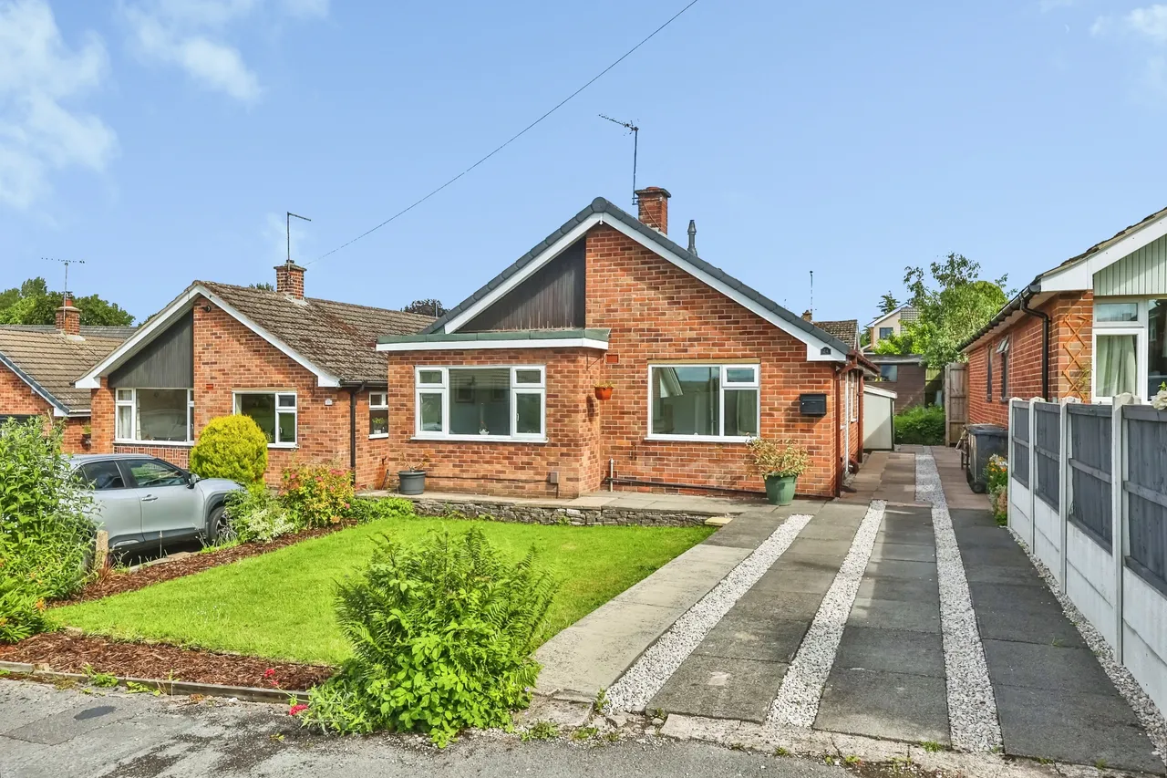 4 bed house for sale, Norman Drive, Eastwood, NG16