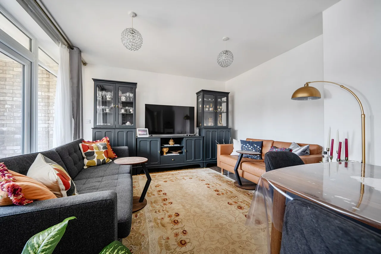 2 bed flat for sale — 2 Dollis Valley Drive, High Barnet, EN5