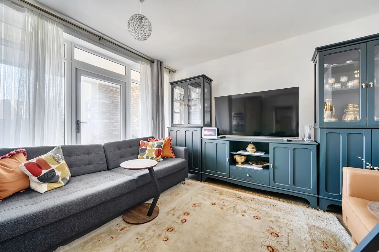 2 Dollis Valley Drive, High Barnet, EN5, photo 9