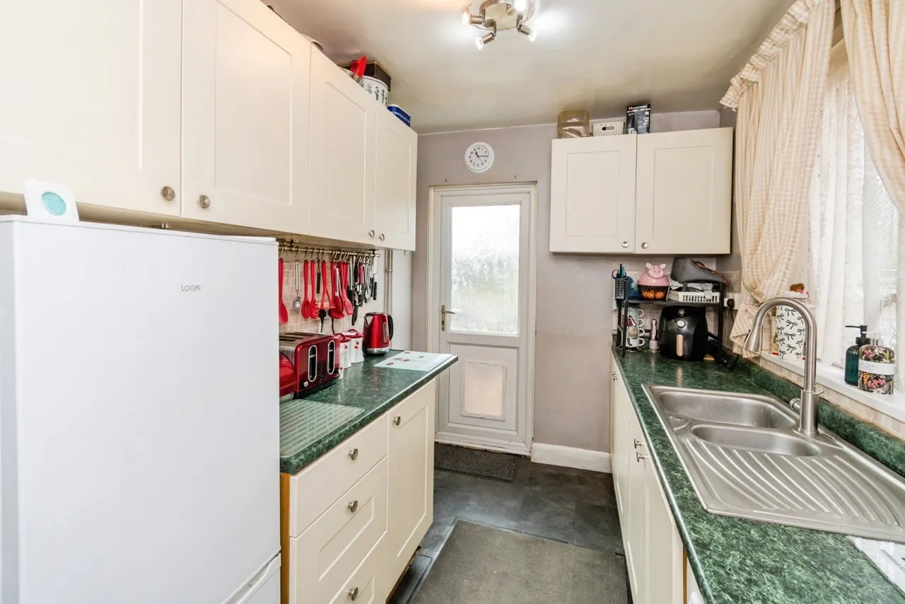 Carnation Road, Southampton, SO16, photo 13