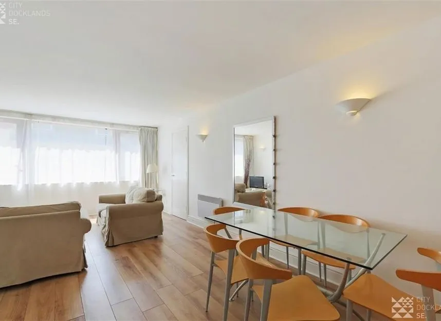 3 bed flat for sale — Assam Street, Aldgate East, E1