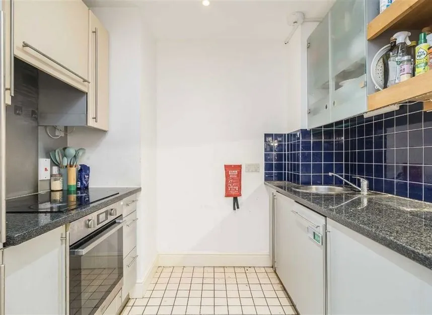 Assam Street, Aldgate East, E1, photo 8