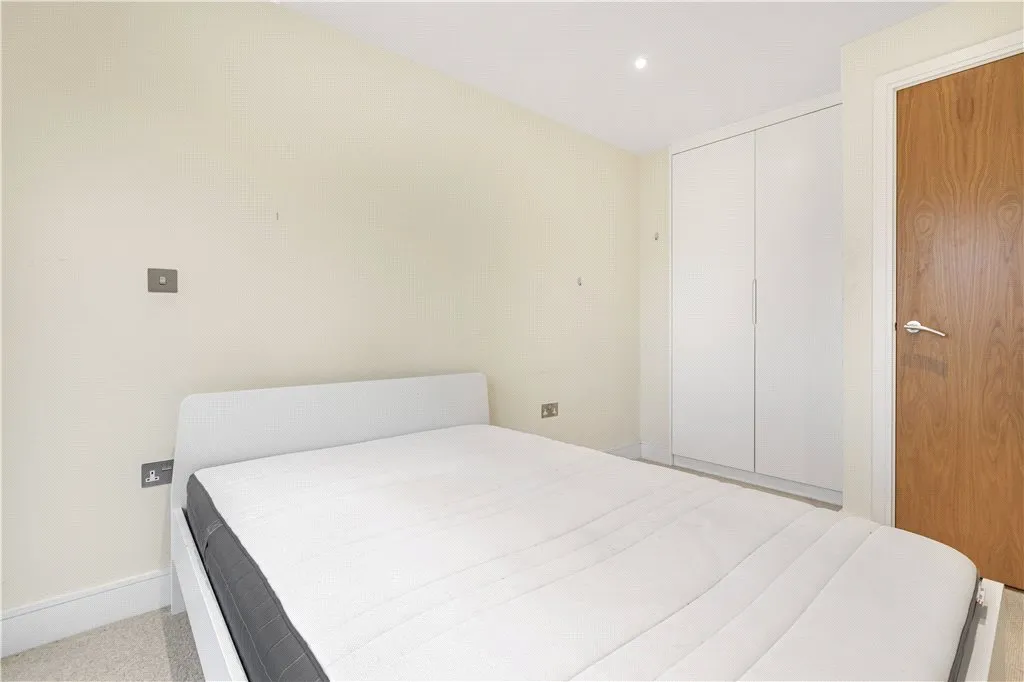 Keymer Place, London, E14, photo 14