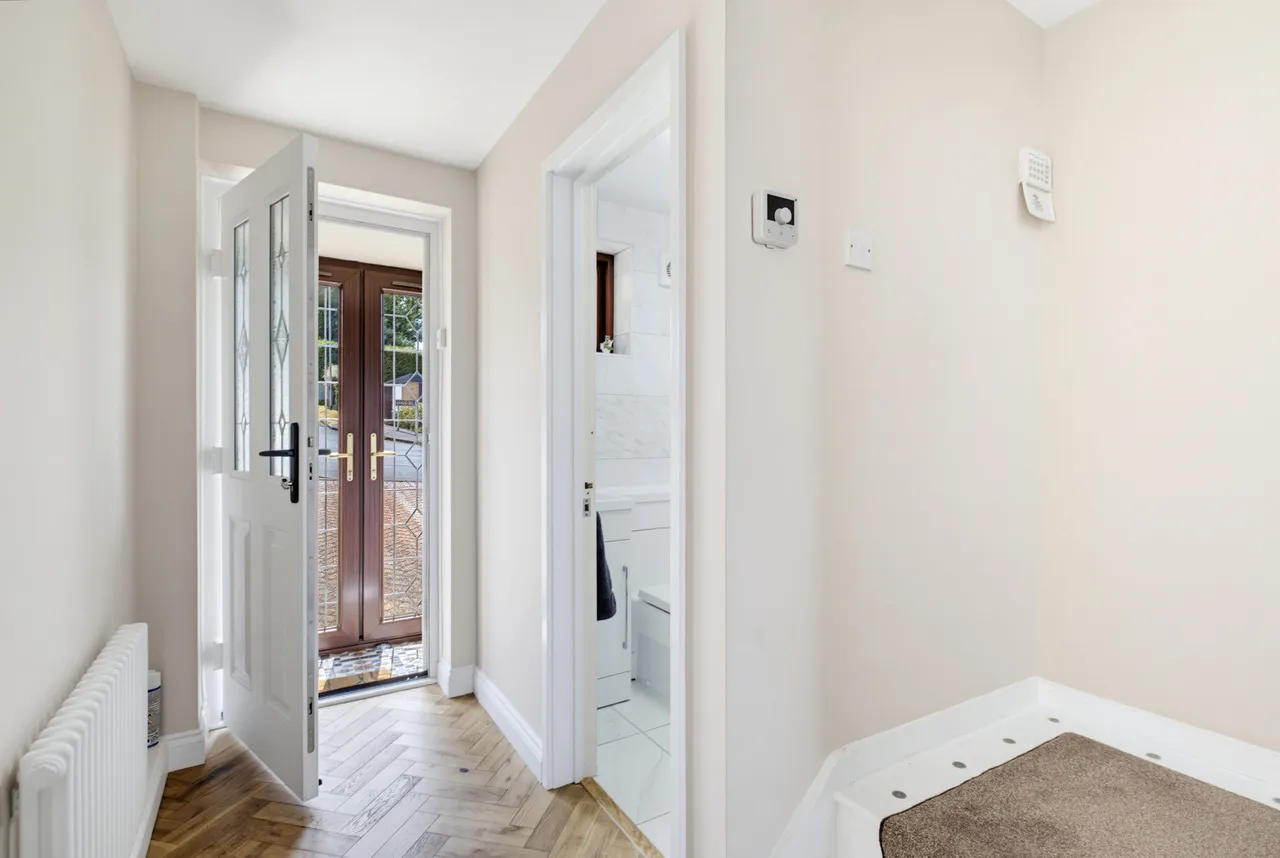 Bushey Close, Sutton Coldfield, Sutton Coldfield, B74 3JG, photo 18
