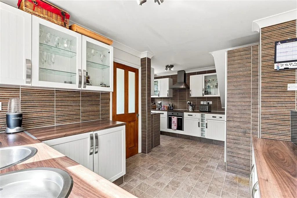Firs Avenue, Uppingham, LE15, photo 5