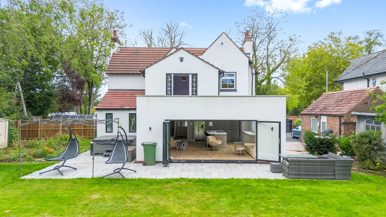 Common Lane, Culcheth, Warrington, WA3 4HQ, photo 29