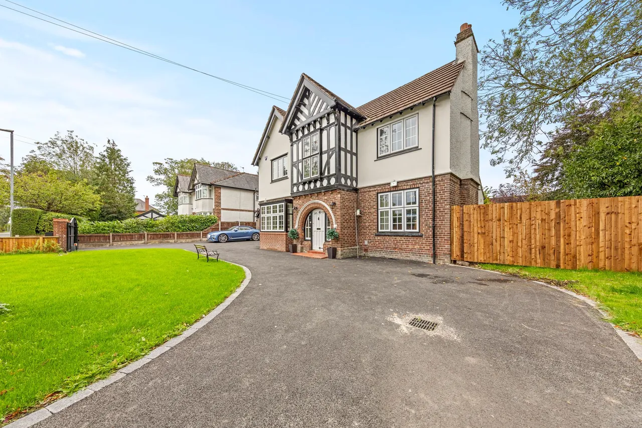 Common Lane, Culcheth, Warrington, WA3 4HQ, photo 26