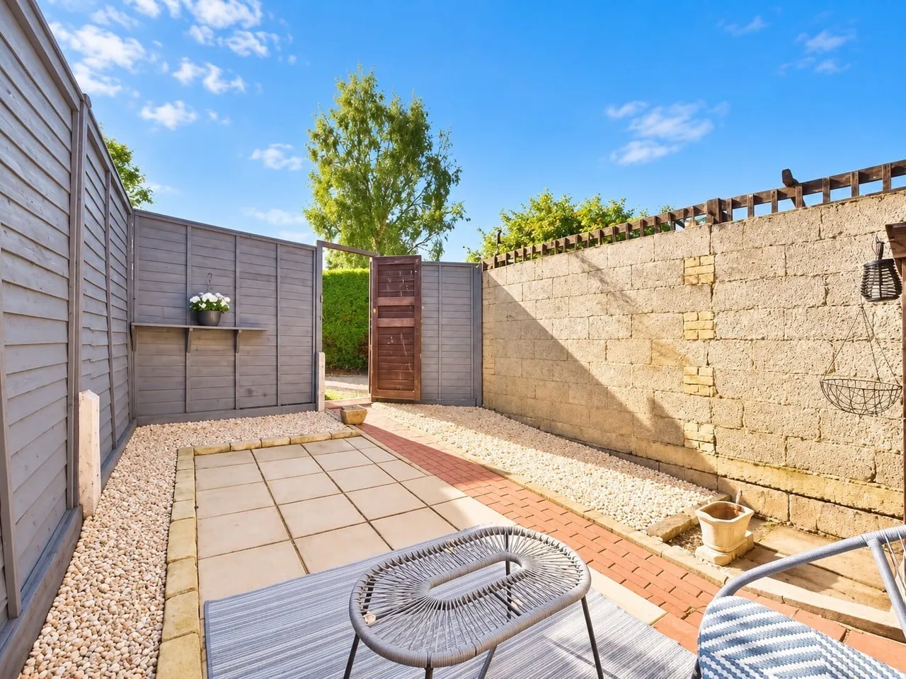 Dutts Cottages, West Malling, ME19, photo 13