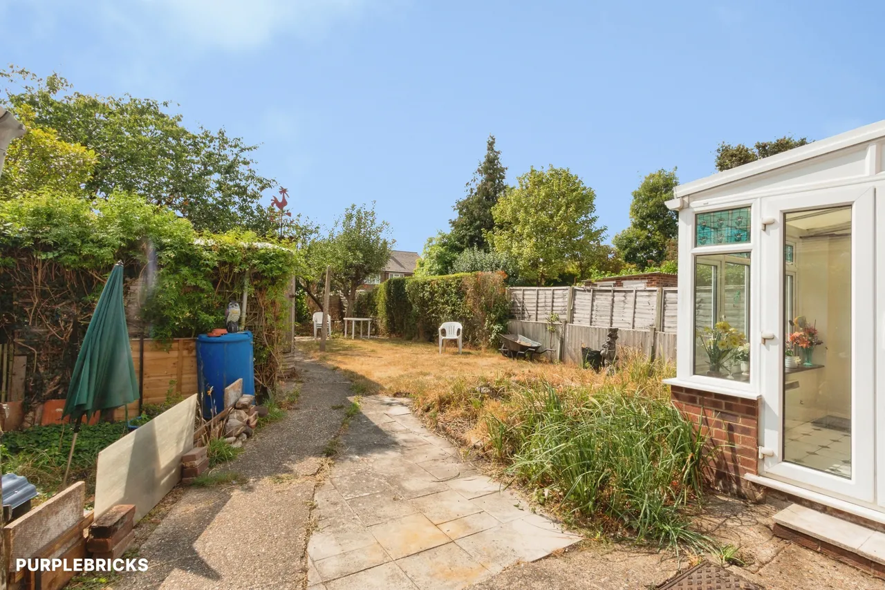 Little Heath Road, Woking, GU24, photo 27