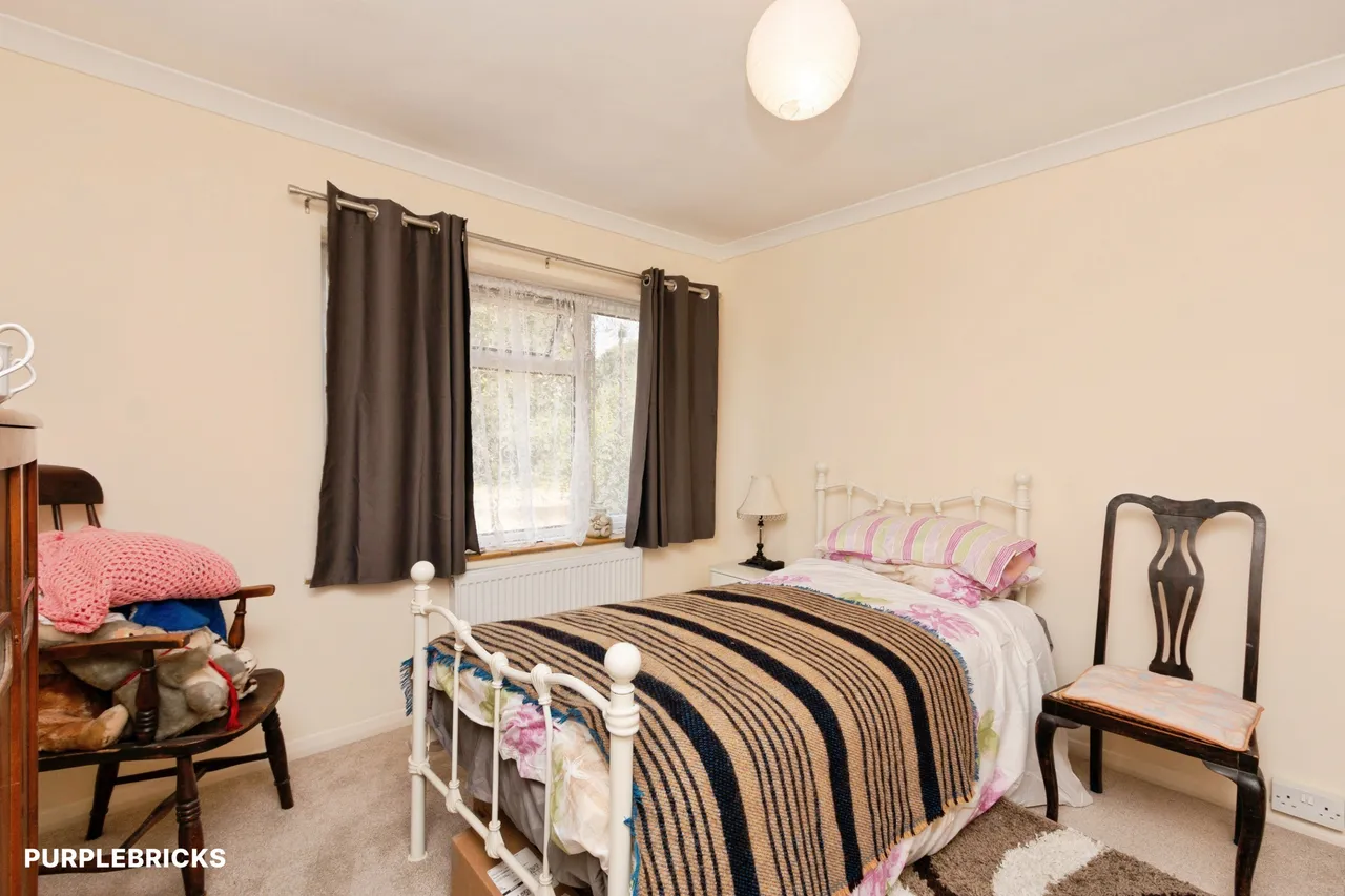 Little Heath Road, Woking, GU24, photo 22