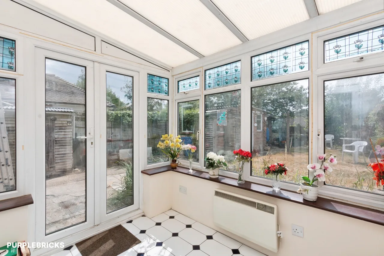 Little Heath Road, Woking, GU24, photo 13