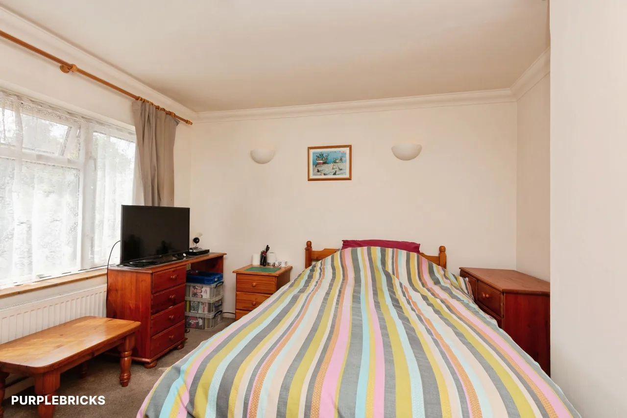 Little Heath Road, Woking, GU24, photo 20