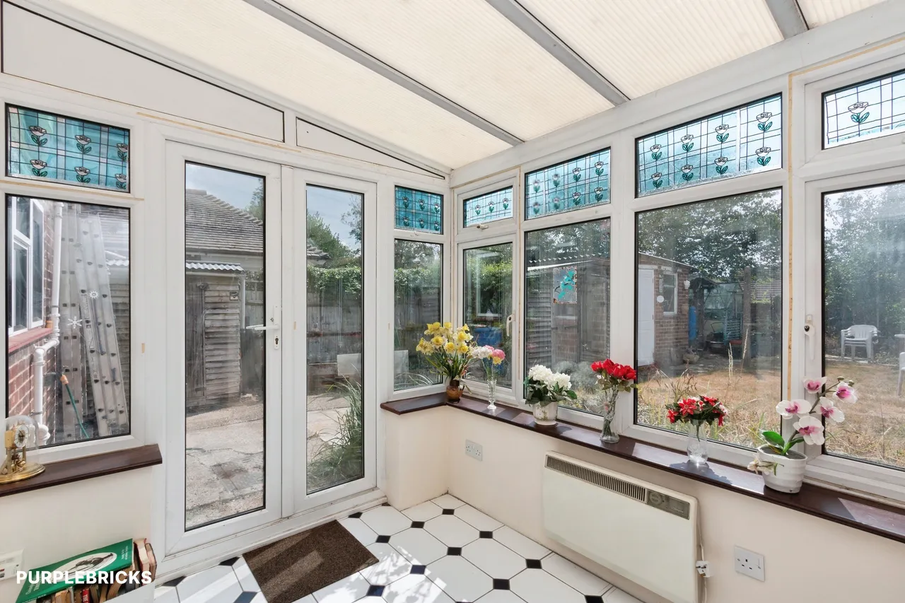 Little Heath Road, Woking, GU24, photo 14
