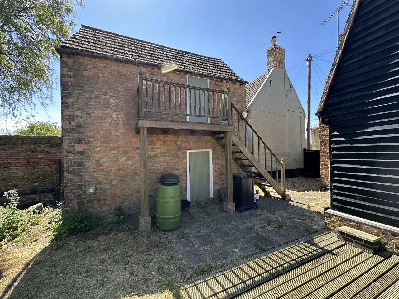 High Street, Haddenham, CB6, photo 28