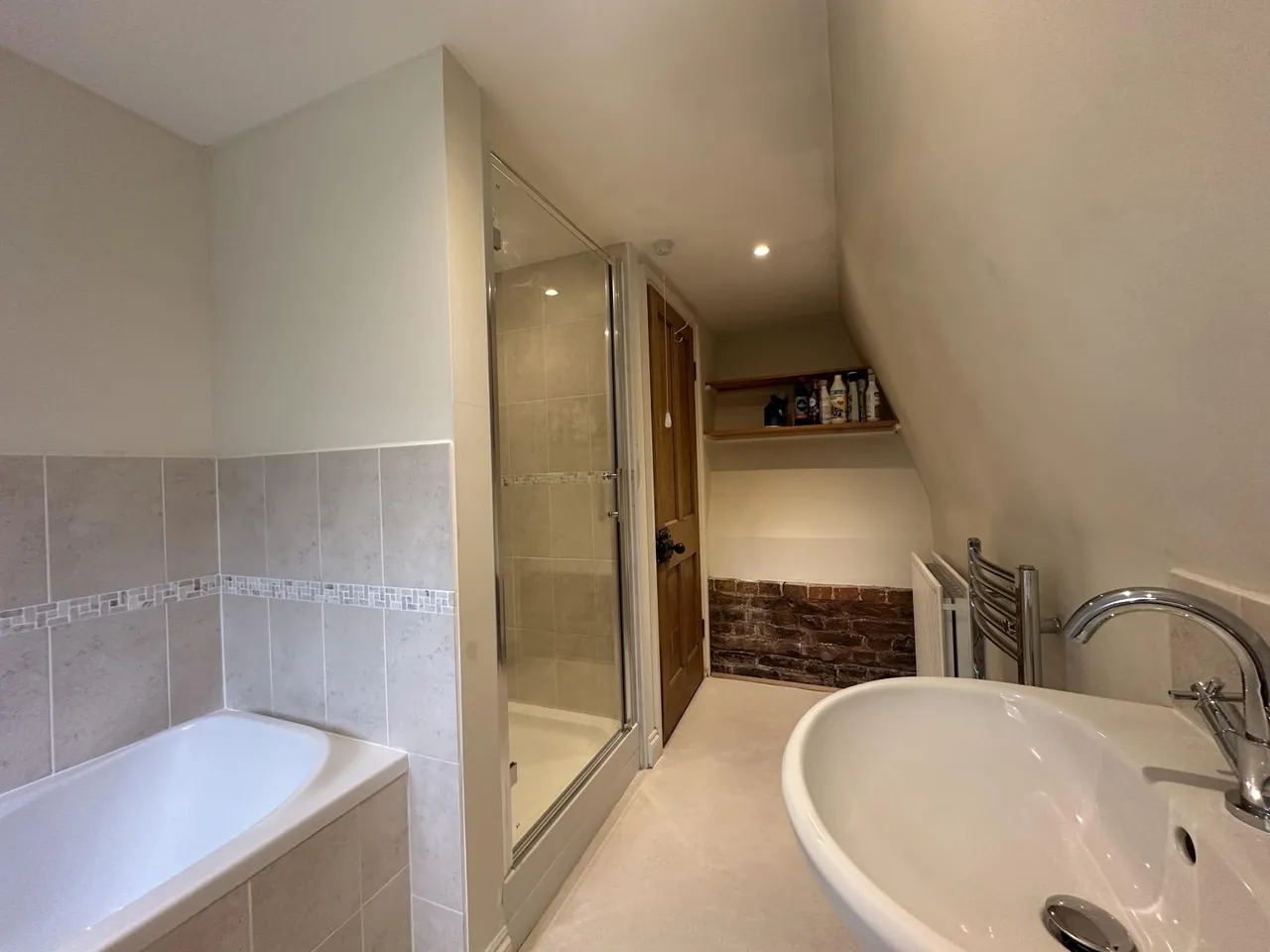 High Street, Haddenham, CB6, photo 22