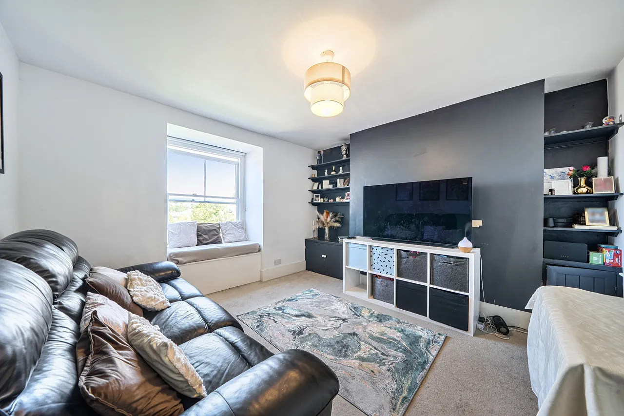 Flat 4, 163 Selhurst Road, London, photo 2