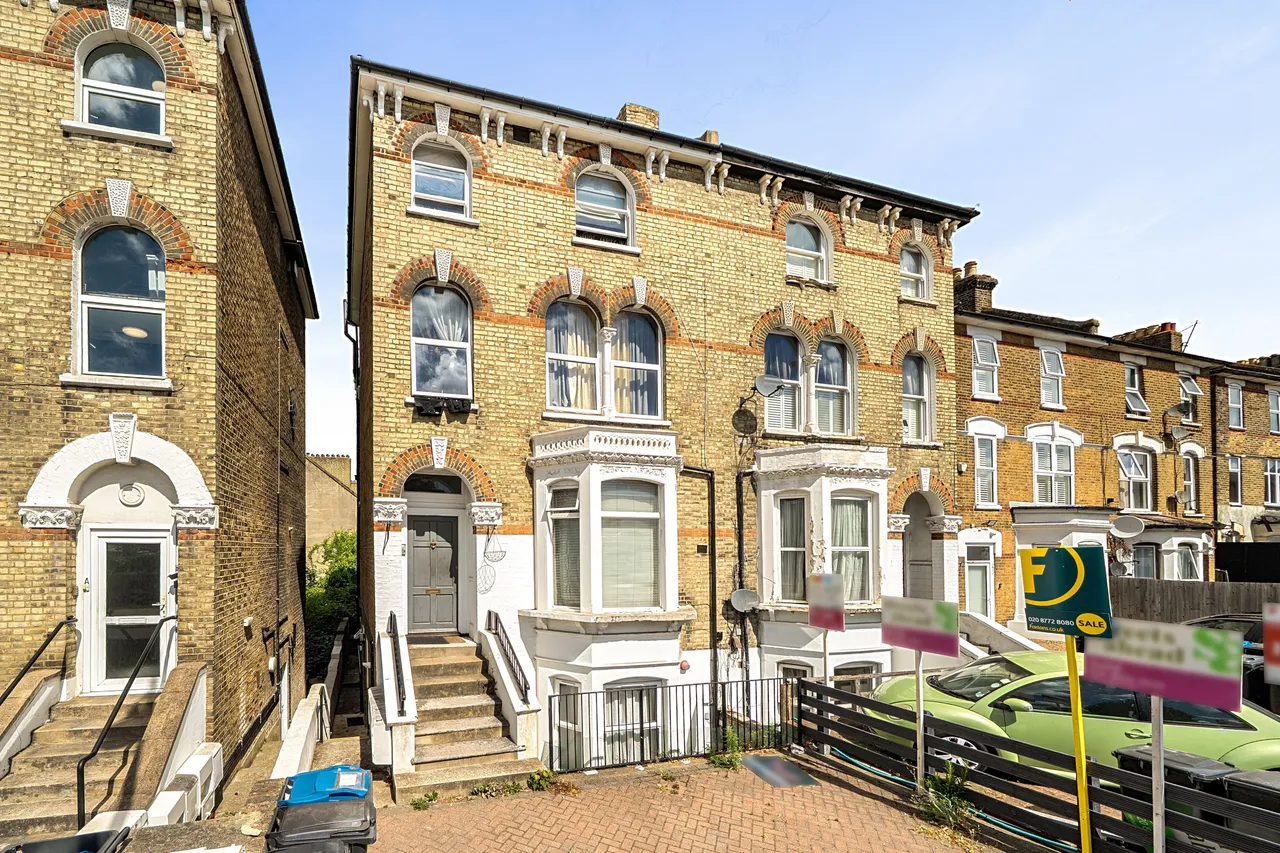 2 bed flat for sale — Flat 4, 163 Selhurst Road, London