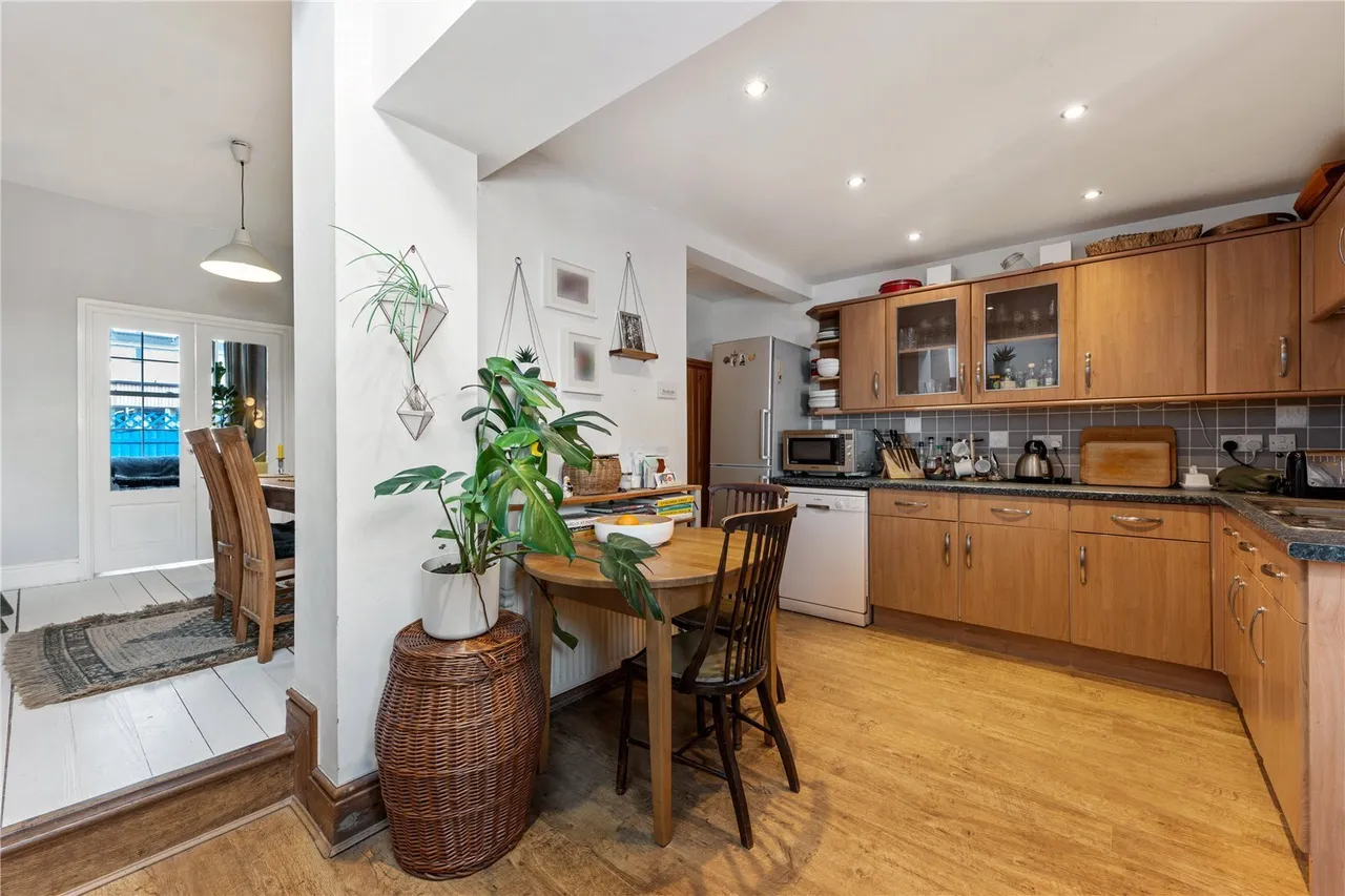 High Street, Rhosneigr, LL64, photo 6