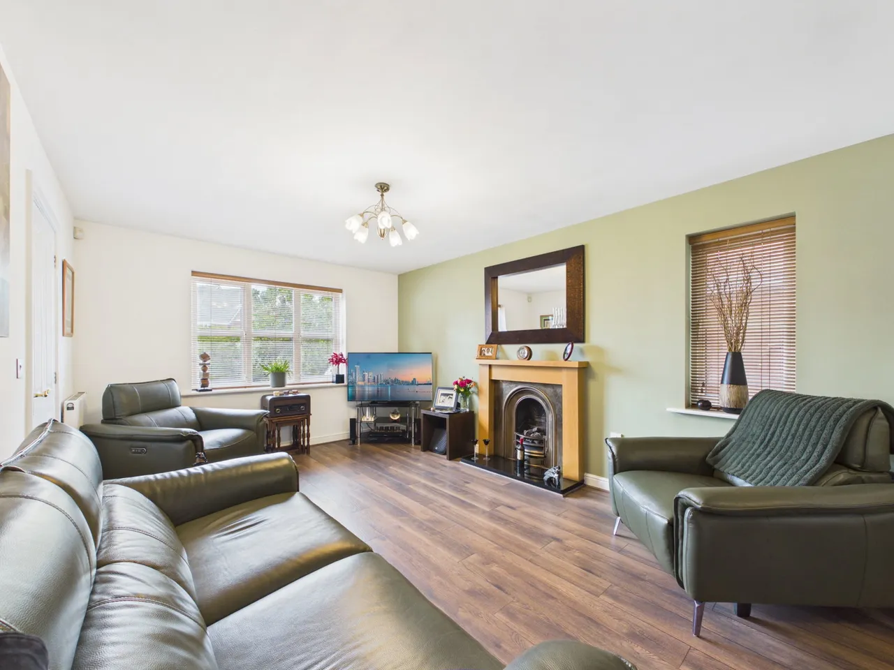 Holborn Crescent, Priorslee, Telford, TF2 9FD, photo 3