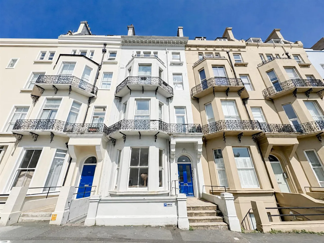 1 bed flat to rent — Warrior Square, St Leonards-On-Sea, TN37 6BS