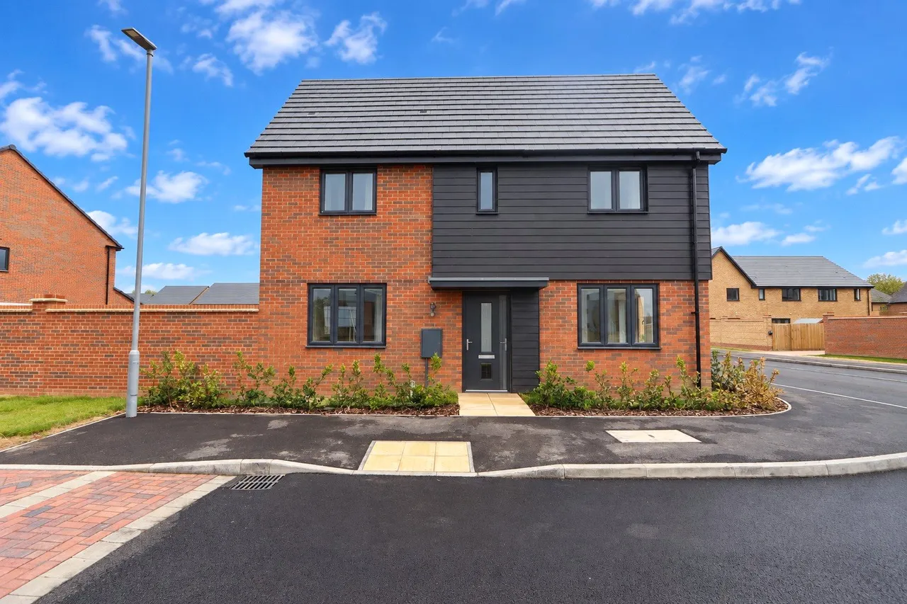 3 bed house for sale, Newport Vale, Newport Pagnell