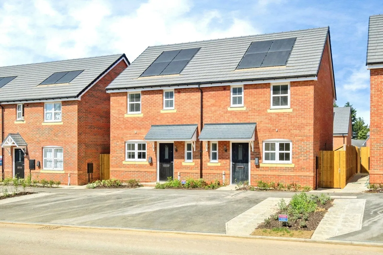 2 bed house for sale, St Peters Place, Salisbury, SP2