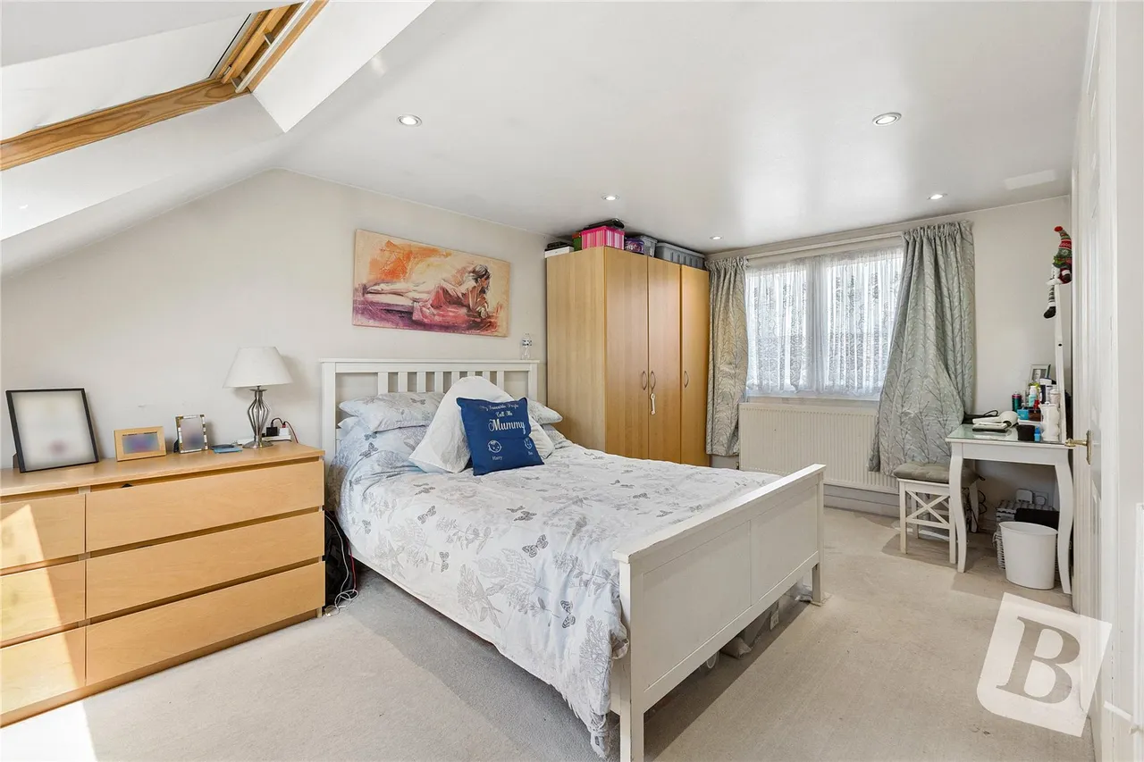 Albany Road, Chadwell Heath, RM6, photo 7