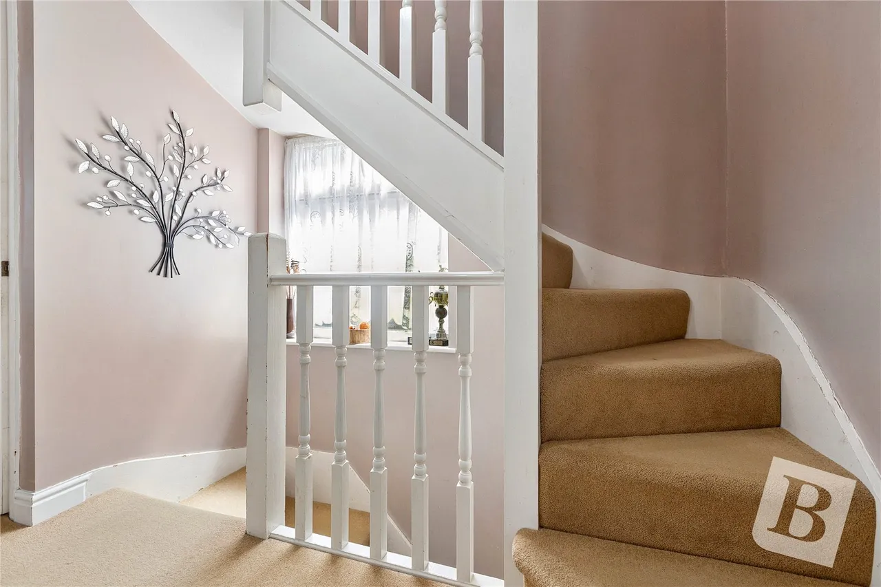 Albany Road, Chadwell Heath, RM6, photo 6