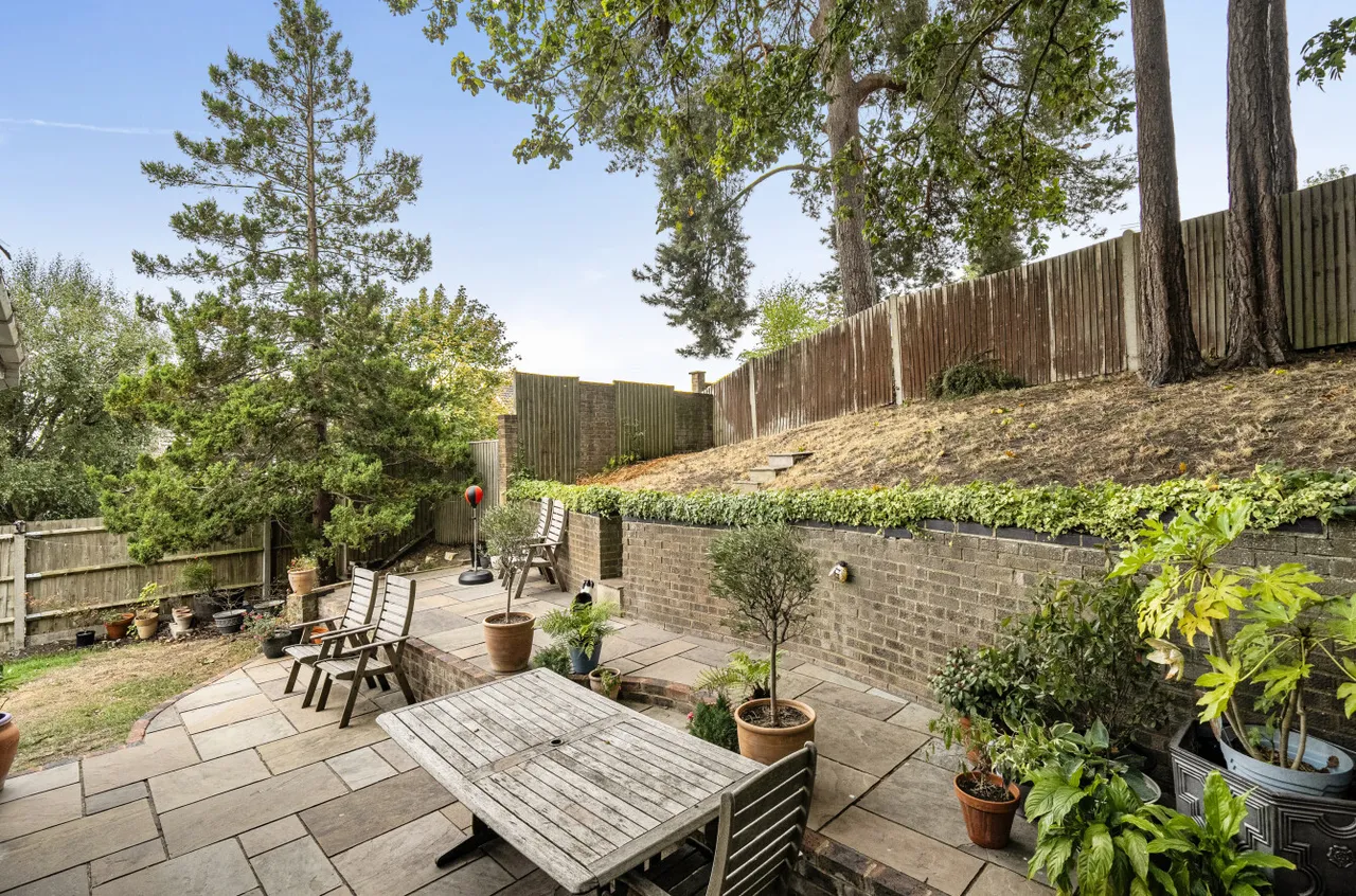 Redcrest Gardens, Camberley, GU15, photo 14