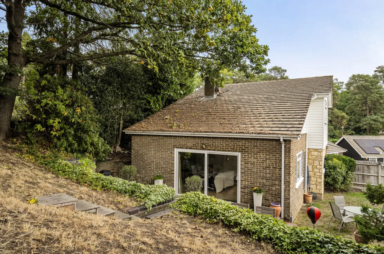 Redcrest Gardens, Camberley, GU15, photo 15